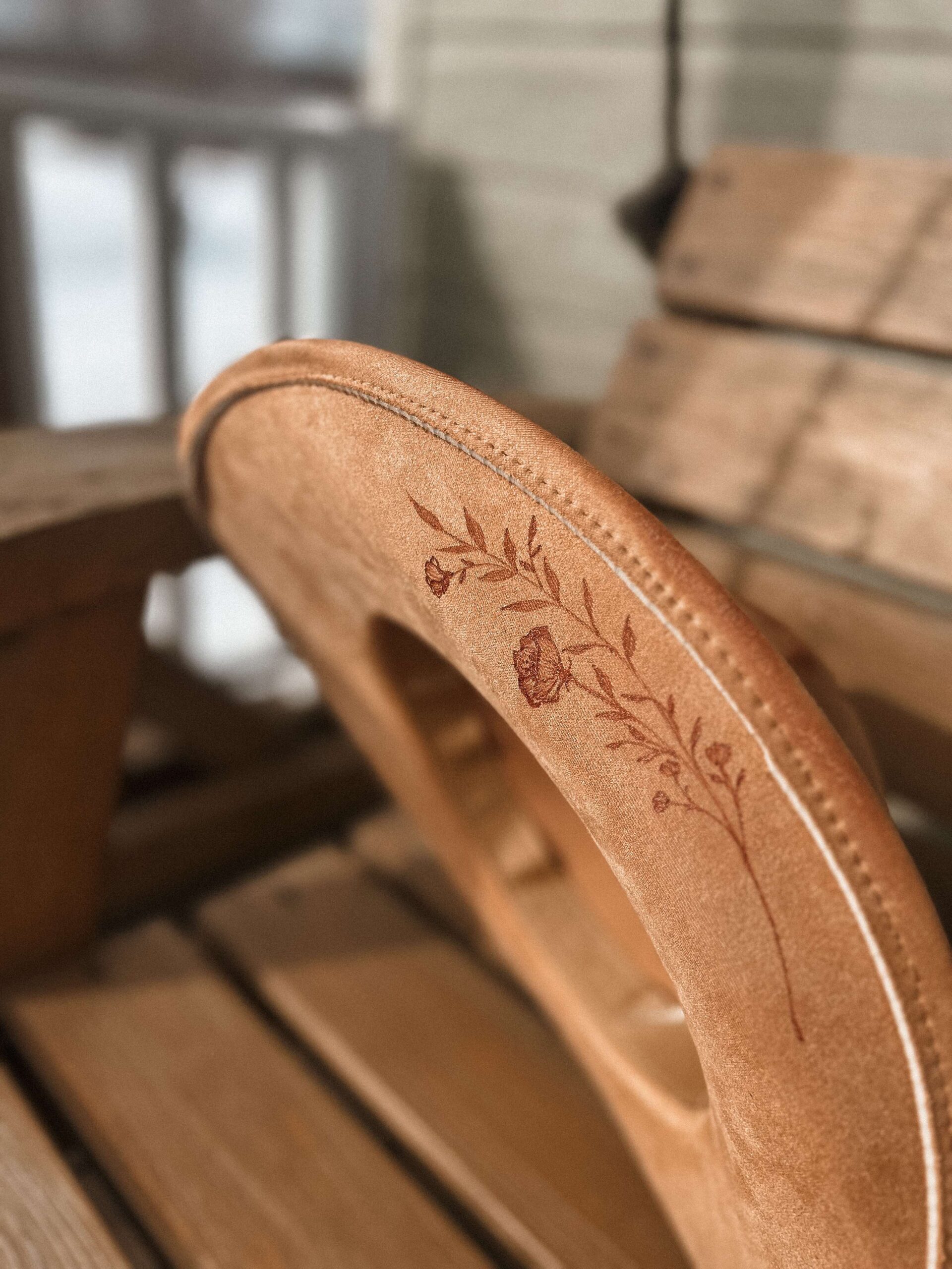 *VENDU - Chapeau pyrogravé "Western Love" – Image 3