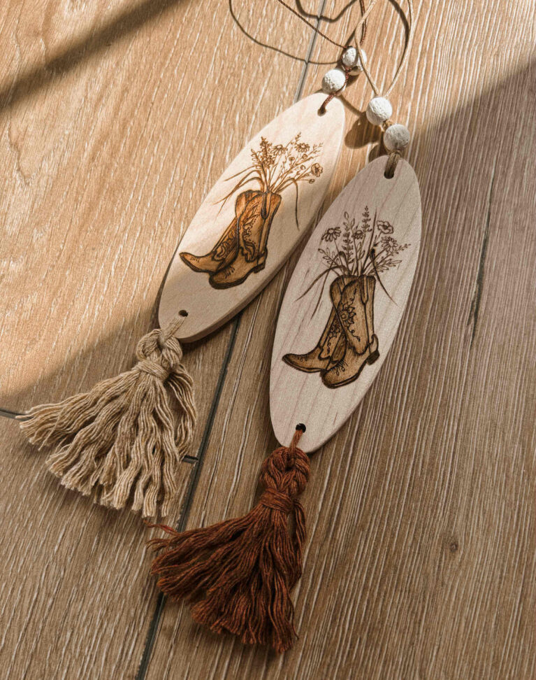 Ornement de rétroviseur - "Blossom Boots" BLÉ