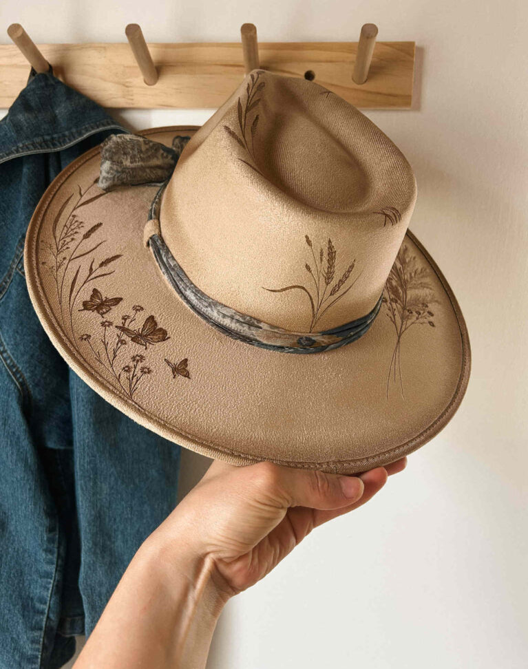 Chapeau pyrogravé "Harvest Flight"