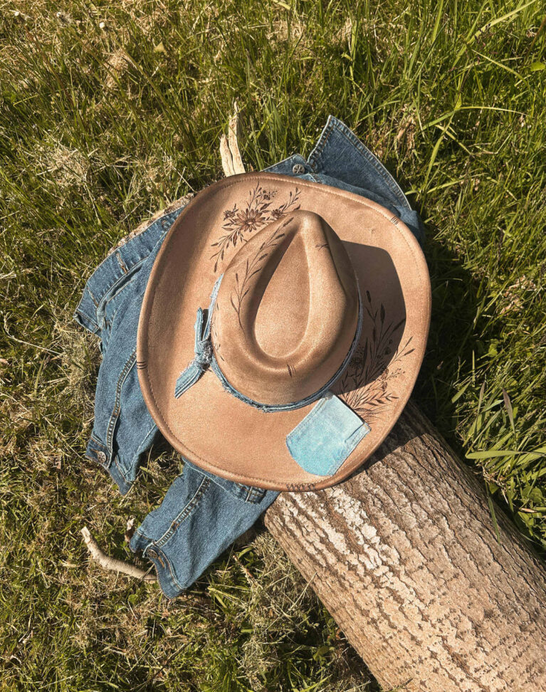 Chapeau pyrogravé "Denim Pocket"