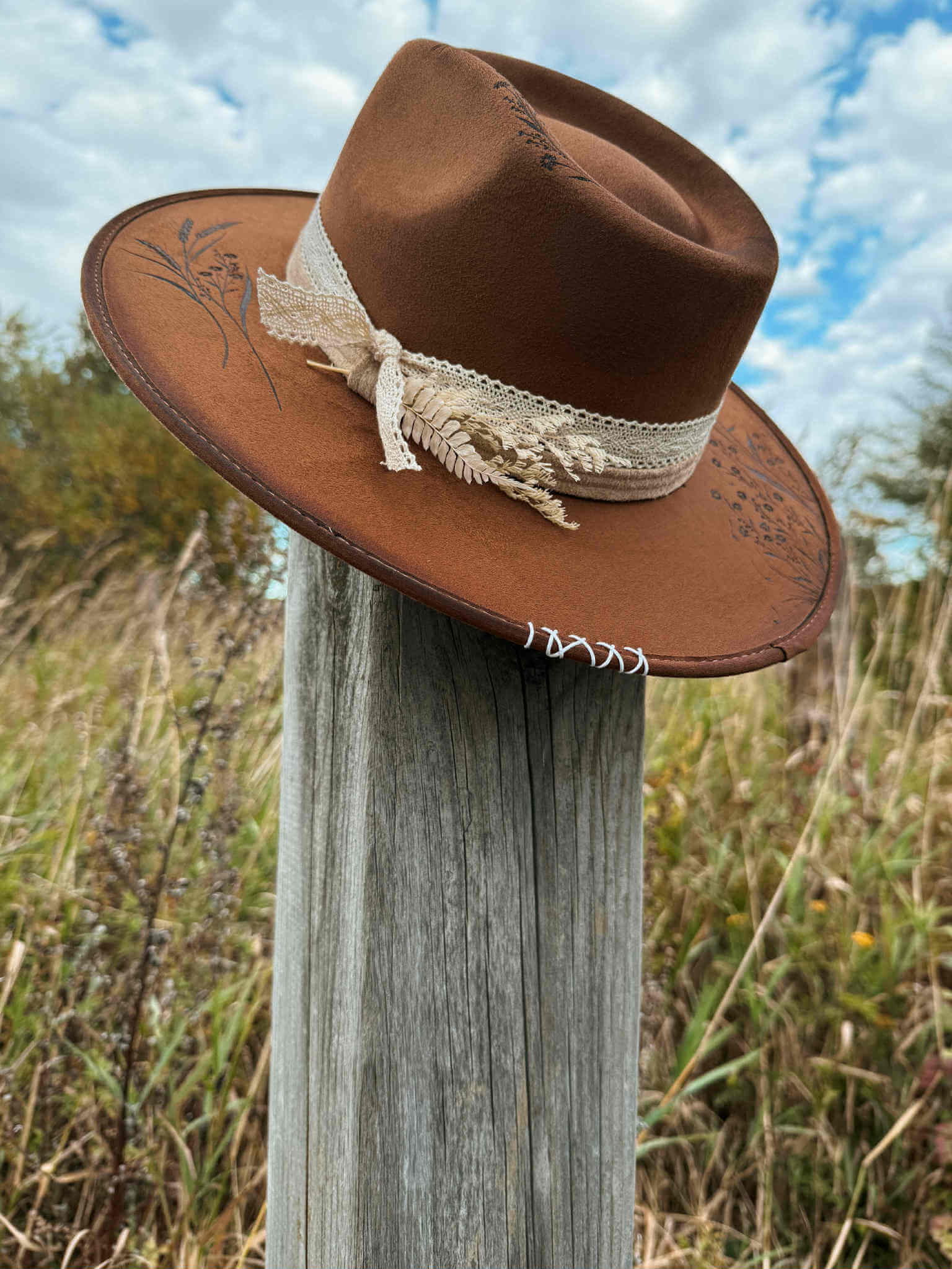 *VENDU - Chapeau Pyrogravé -"Make A Wish" – Image 2