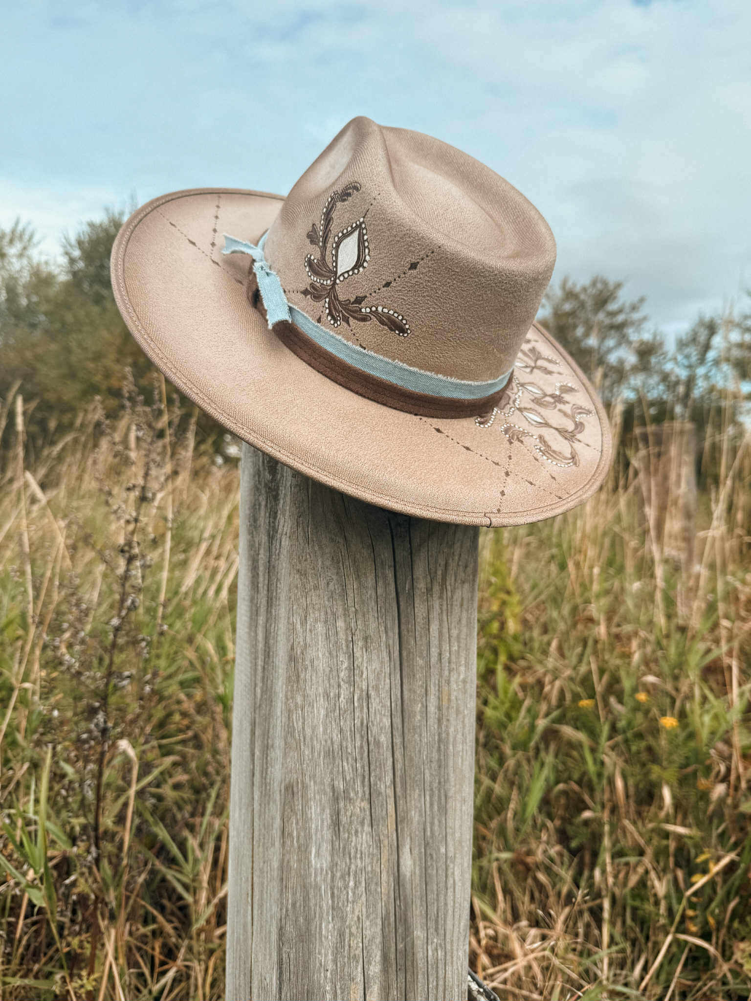 Chapeau Pyrogravé - "October Spell"