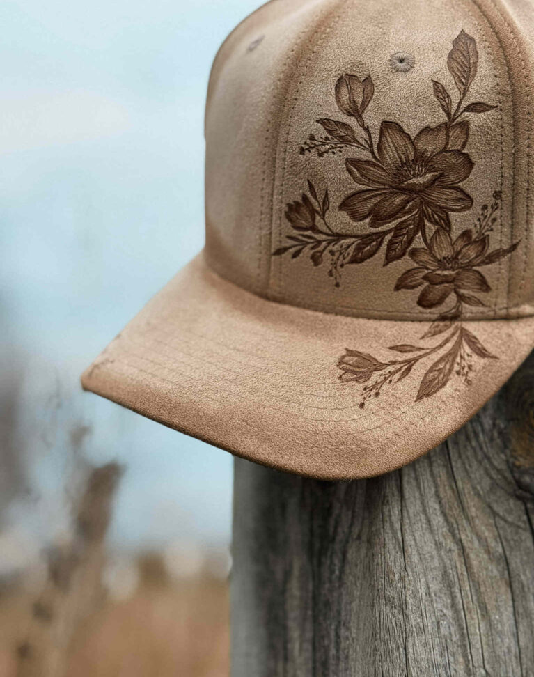 Casquette pyrogravée "Magnolia Charm"