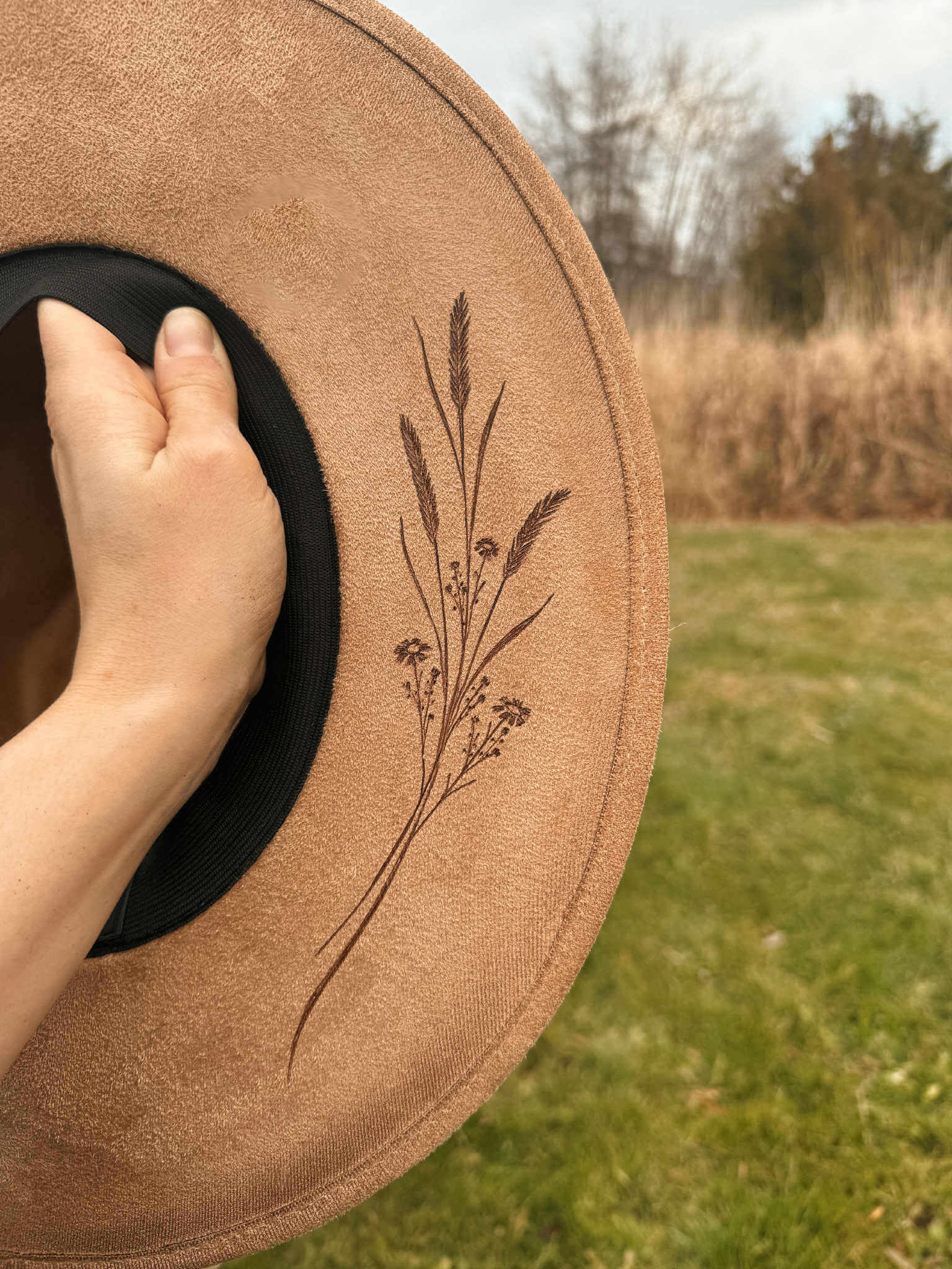 Chapeau pyrogravé - "Lace Dream" – Image 2