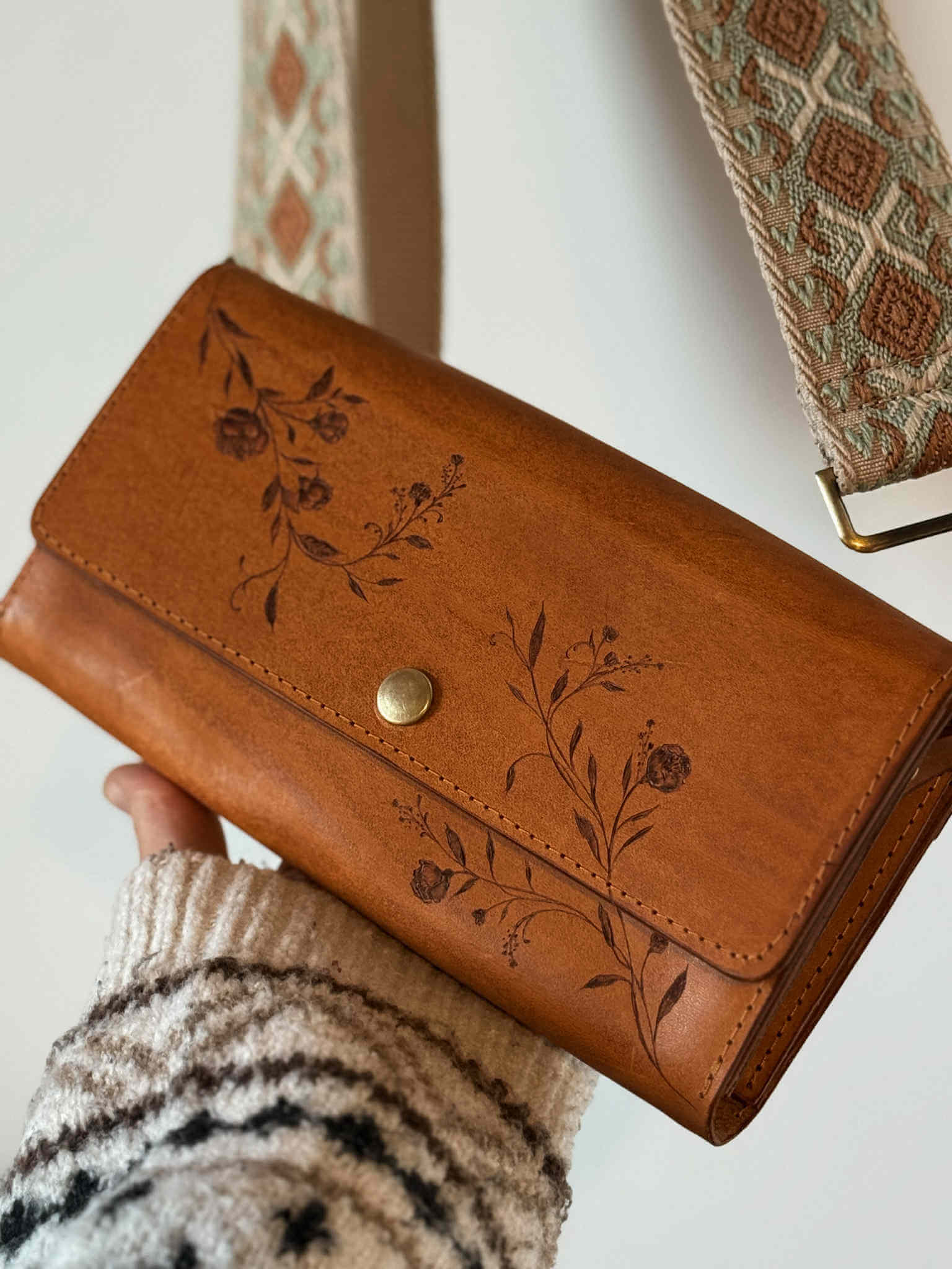 Sac à main en cuir pyrogravé – Image 2