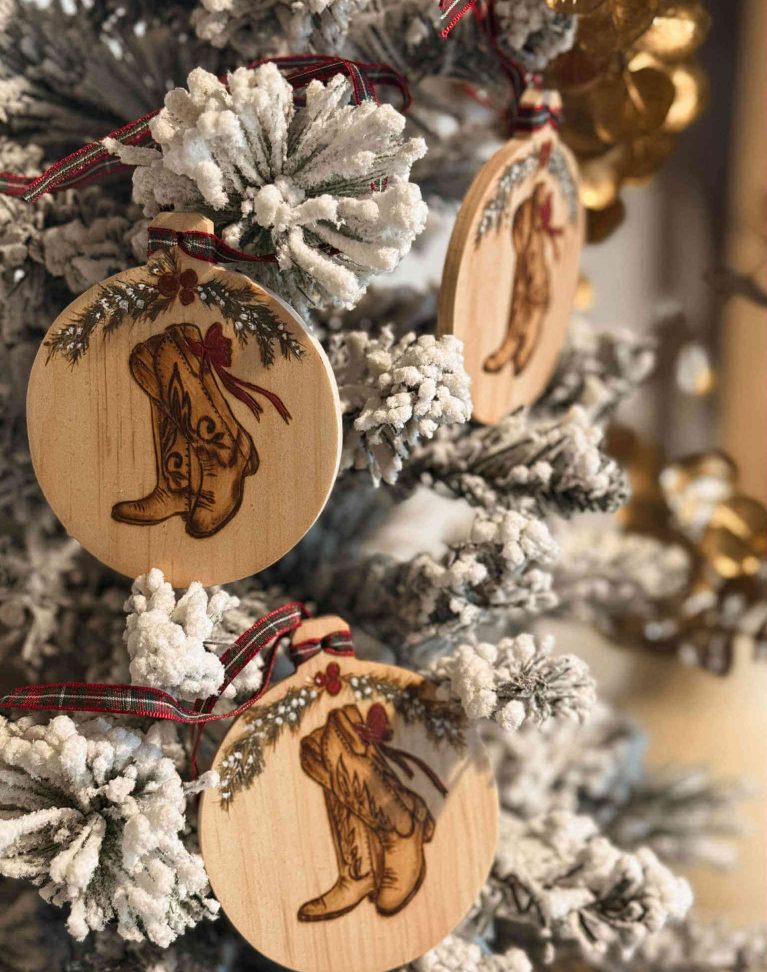 Ornement de Noël "Bottes Festives"