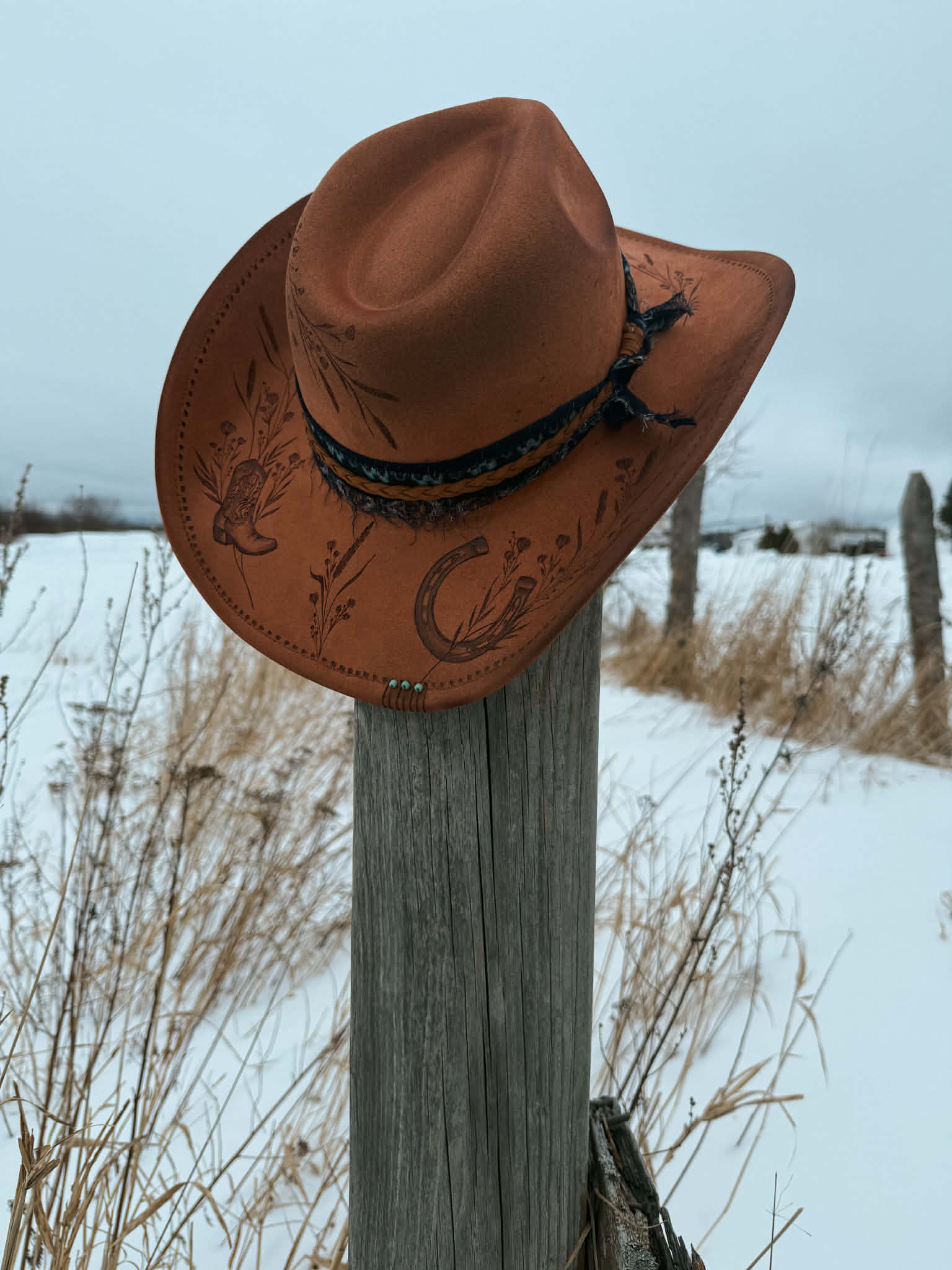 *VENDU - Chapeau pyrogravé "Copper Outlaw"