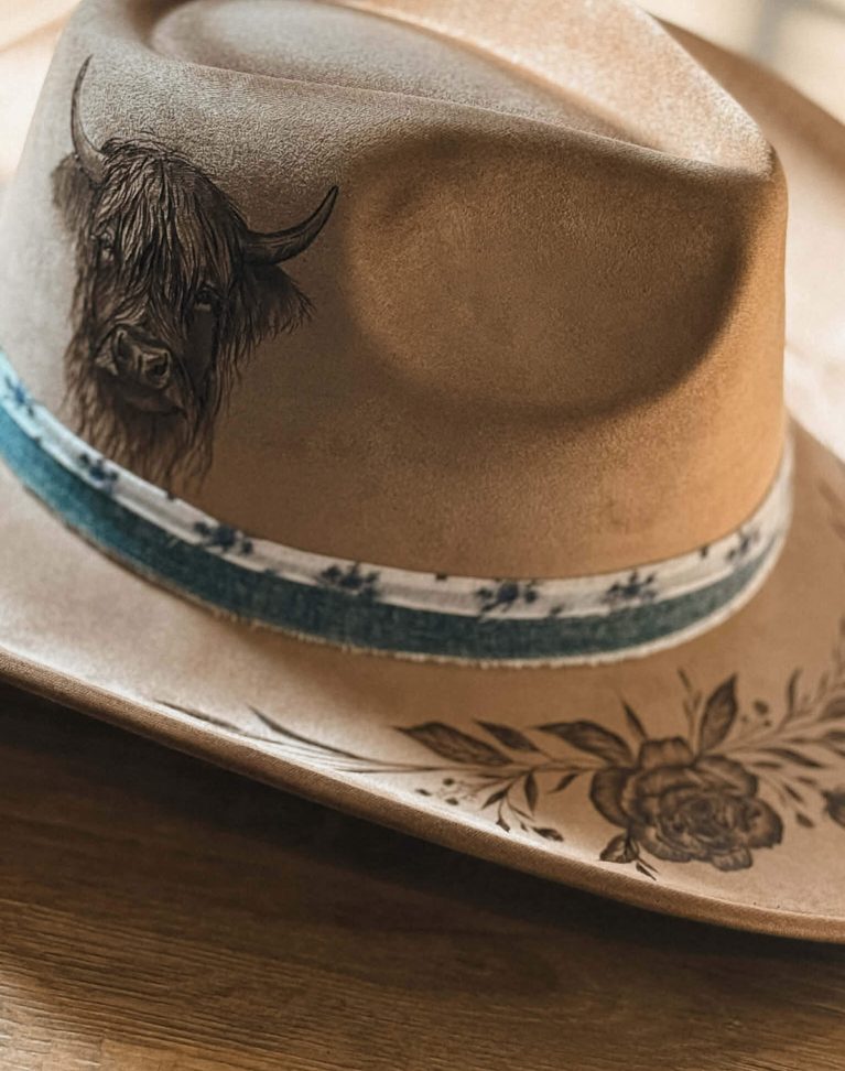 Chapeau pyrogravé "Spirit Field"