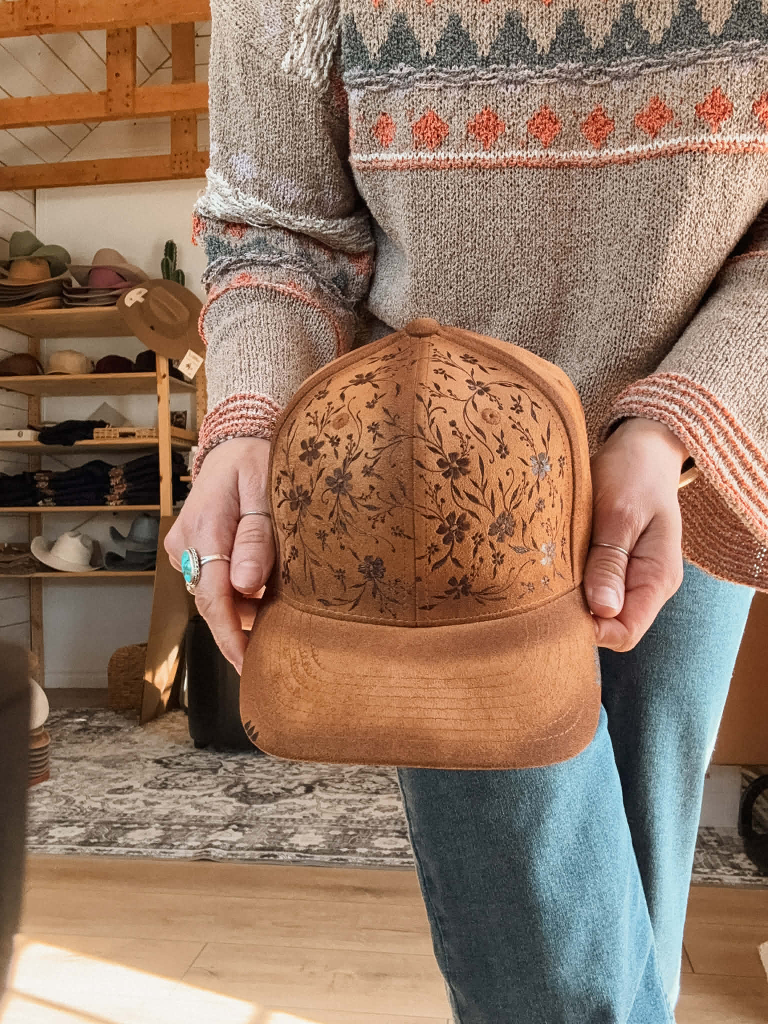 Casquette pyrogravée "Petites Fleurs" – Image 2
